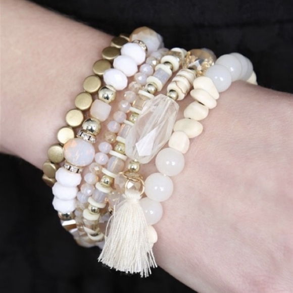 ONE Left! Beautiful Boho Style Ivory & Gold Neutral Toned Stacking Bracelets - Picture 4 of 4